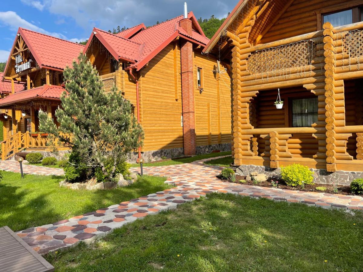 Котедж "Villa Затишна" Mykulytschyn Exterior foto